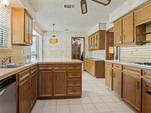 304 FORESTCREST Lane - Photo 11