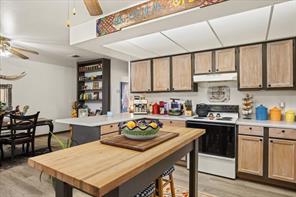 11755 W FM 8 - Photo 36