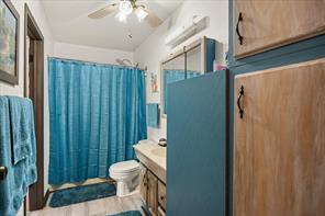 11755 W FM 8 - Photo 37