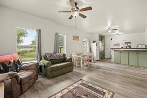 11755 W FM 8 - Photo 4