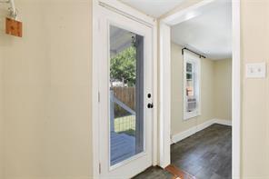1201 1/2 Cole Street - Photo 26
