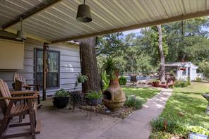 10202 S US Highway 377 - Photo 18