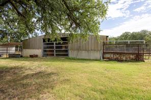 10202 S US Highway 377 - Photo 19