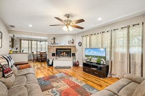 10202 S US Highway 377 - Photo 23