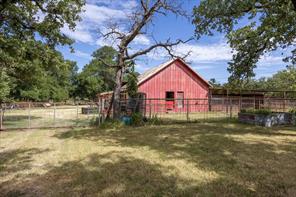 10202 S US Highway 377 - Photo 36