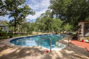 10202 S US Highway 377 - Photo 7