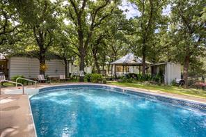 10202 S US Highway 377 - Photo 9