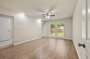 515 Brynmawr Court - Photo 9