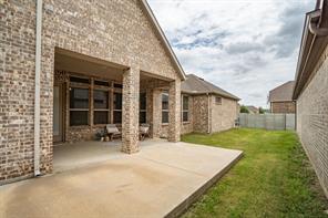 932 Parkside Drive - Photo 2