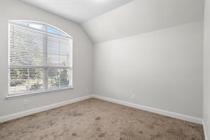 529 Overton Avenue - Photo 18