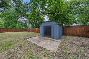 4104 Austin Avenue - Photo 34