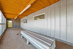 970 CR 256 - Photo 29