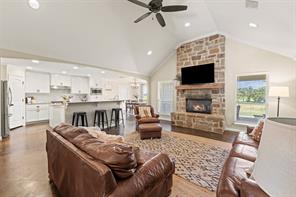 638 County Road 337 - Photo 4