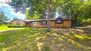 425 Mimosa Drive - Photo 1