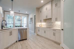 1011 Glenoaks Drive - Photo 14