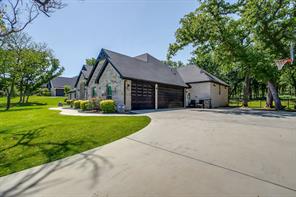 1011 Glenoaks Drive - Photo 3