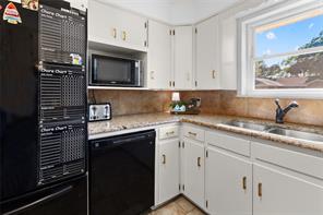 8 Circle Drive - Photo 12