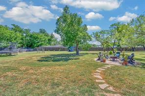 931 N Pecan Street - Photo 35