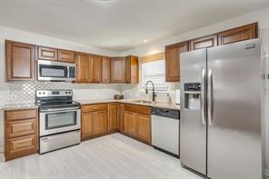 5609 Fursman Avenue - Photo 9
