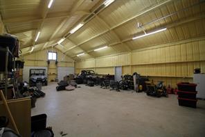 449 CR 194 - Photo 29