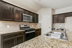 6308 Eagle Pier Way - Photo 10