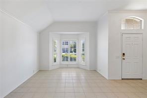 5787 Walnut Creek Drive - Photo 4