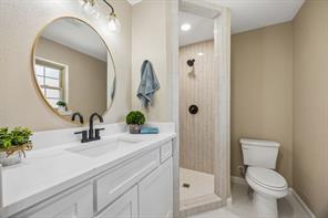 1725 Bardfield Avenue - Photo 14