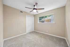 1725 Bardfield Avenue - Photo 18
