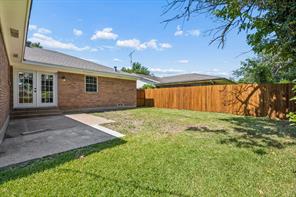 1725 Bardfield Avenue - Photo 21