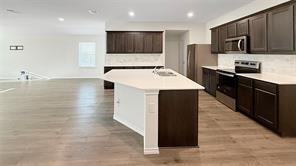 1310 Sideboard Drive - Photo 3