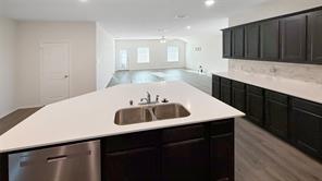 1310 Sideboard Drive - Photo 4