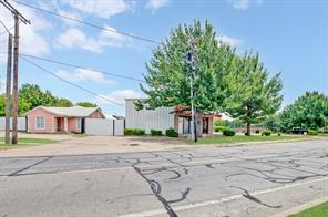 6648 Lemmon Avenue - Photo 34