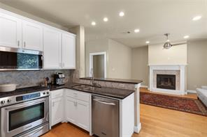 3915 Congress Avenue - Photo 11