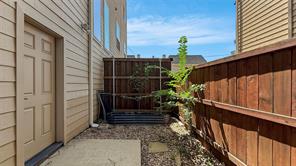 3915 Congress Avenue - Photo 30