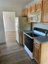 2371 Moore Street - Photo 2