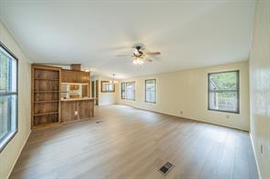 1027 Glen Brook Drive - Photo 2