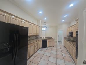 6376 Newport Court - Photo 10