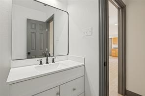 3910 Vanette Lane - Photo 11