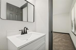 3910 Vanette Lane - Photo 16