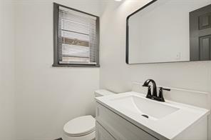 3910 Vanette Lane - Photo 17