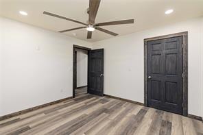 809 W Liveoak Street - Photo 16