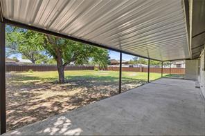 809 W Liveoak Street - Photo 28