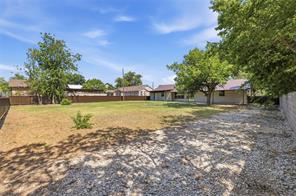 809 W Liveoak Street - Photo 32