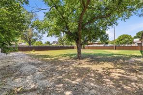 809 W Liveoak Street - Photo 33