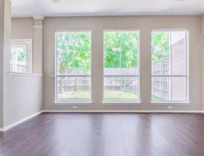 311 Melshire Street - Photo 11