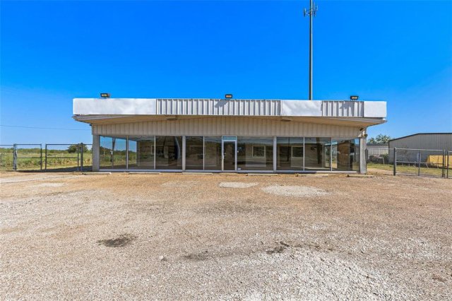 5878 W US Highway 80