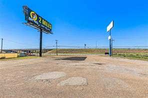 5878 W US Highway 80 - Photo 3