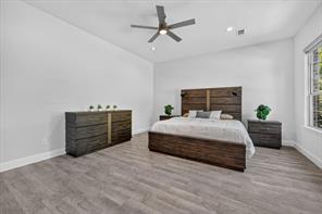 12728 Royal Oaks Lane - Photo 18