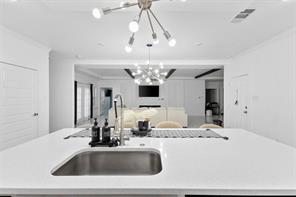 2107 Cole Street - Photo 15