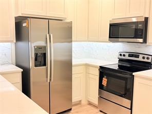 724 N Clements Street - Photo 10